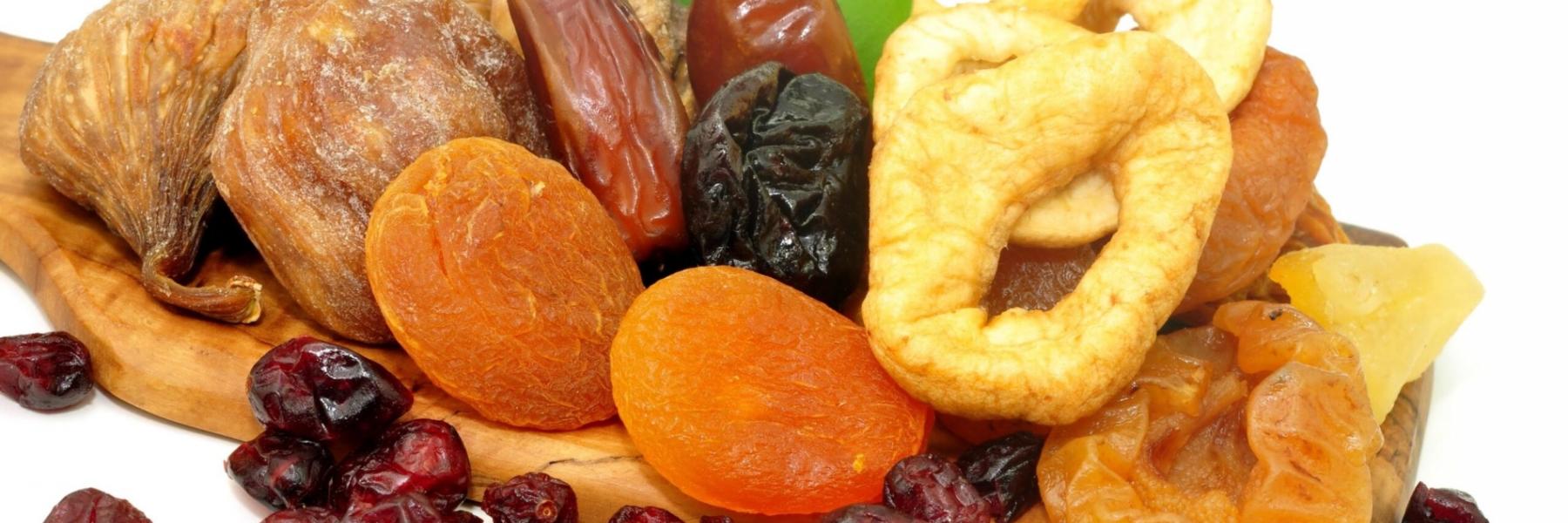 Урюк курага инжир